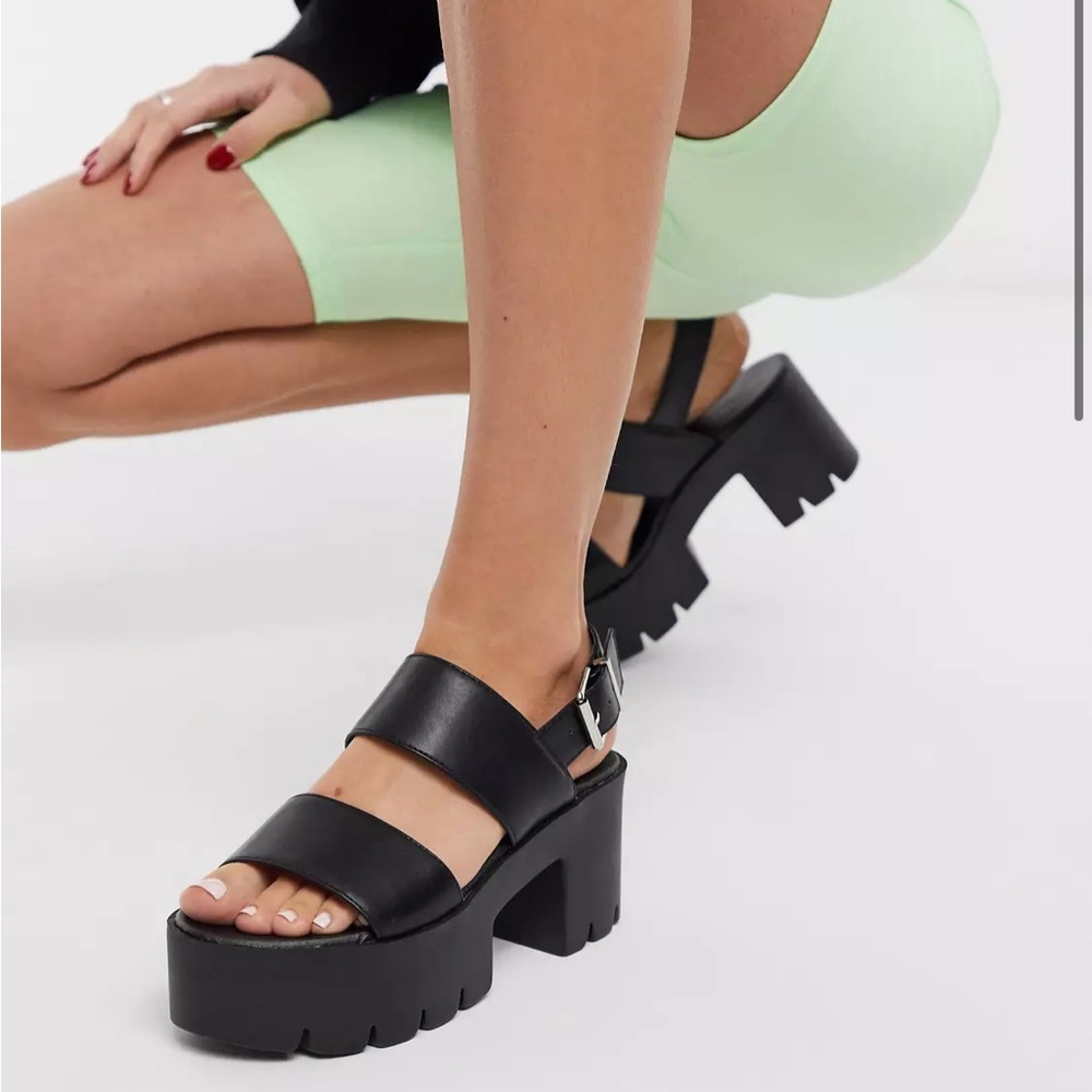 Truffle Collection chunky flatform heeled sandals in black